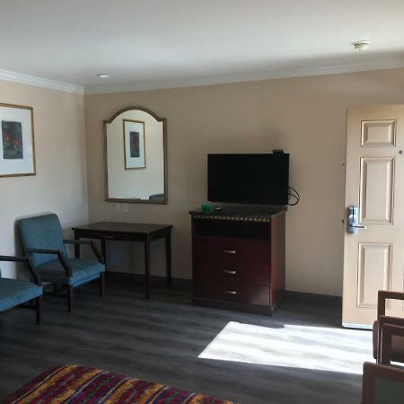 לה הברה Hyland Motel מראה חיצוני תמונה