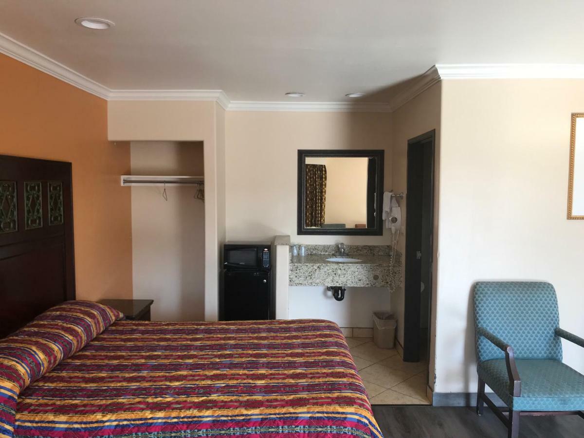 לה הברה Hyland Motel מראה חיצוני תמונה