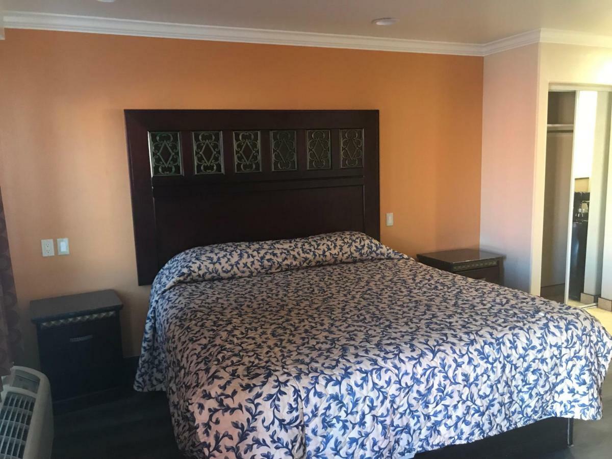 לה הברה Hyland Motel מראה חיצוני תמונה